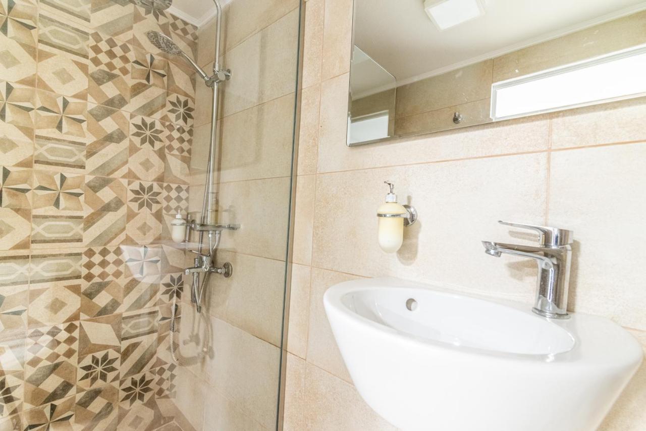 New Loft In The Heart Of City Center Heraklion  ภายนอก รูปภาพ